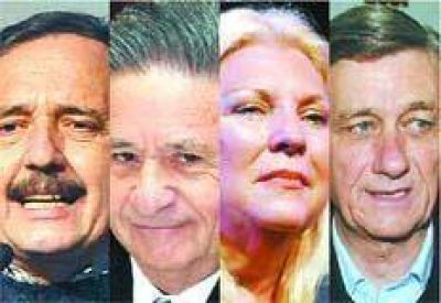 Todos quieren quedarse con los votos
