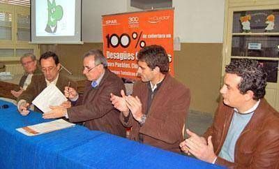 Anunciaron la construcci�n de la red de cloacas para Ocampo 