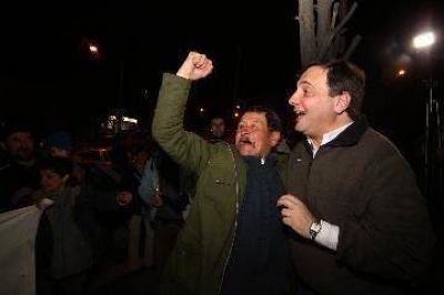 Casc�n gan� la interna radical en Bariloche