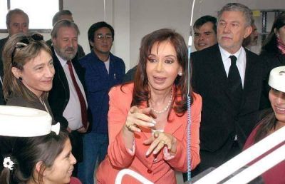 La Presidenta se muestra con R�os en una publicidad de campa�a
