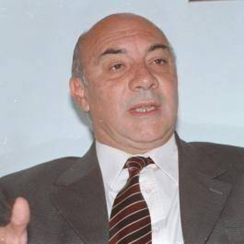 �Salerno es un desinformado que no milit� nunca y lleg� al cargo por el dedo"