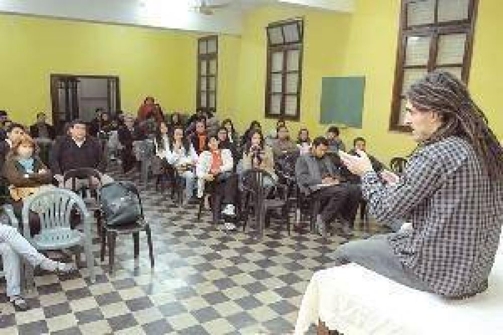 Una veintena de santiague�os se incorpor� a la Red Solidaria en los �ltimos siete meses