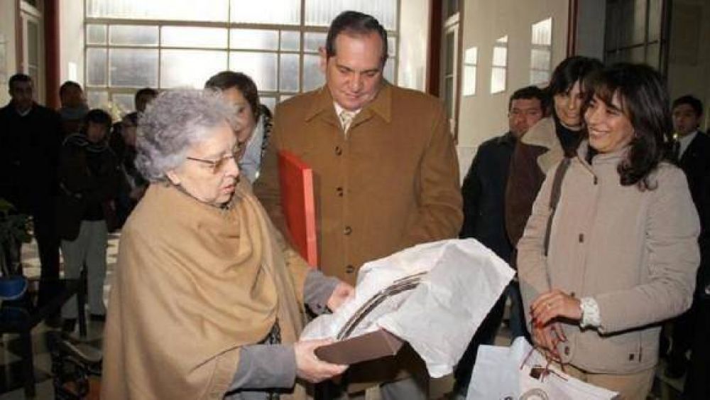 Alperovich pidi� votar por Cristina en la interna abierta, que pocos entienden