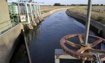 Dos propuestas para arreglar el canal Los Molinos-C�rdoba 