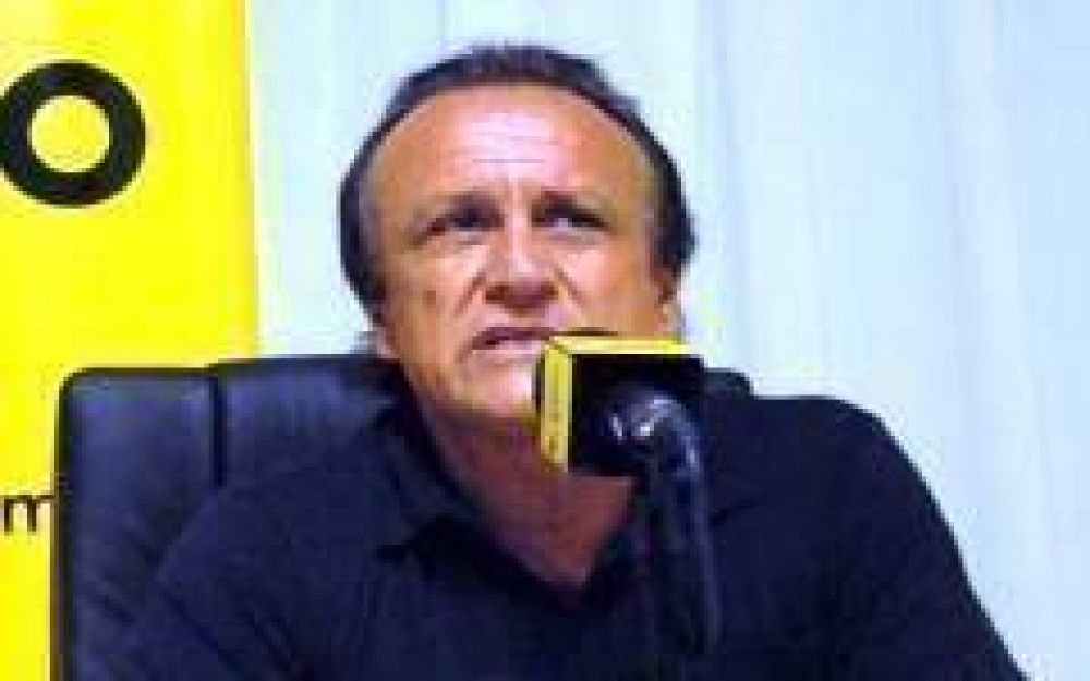 Cuestionan la participaci�n de Del Sel en las elecciones 