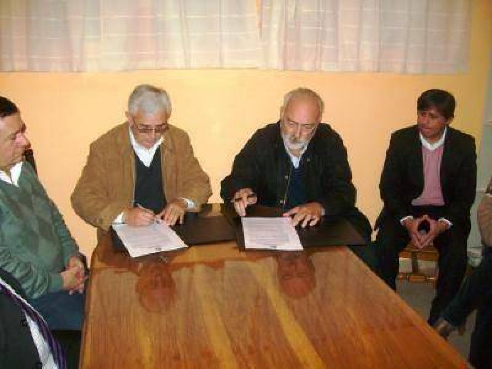 Convenio de cooperaci�n mutua entre la Capital y Fray Mamerto Esqui�
