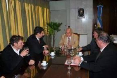Lima recibi� a funcionarios de Godoy Cruz interesados en el ECO