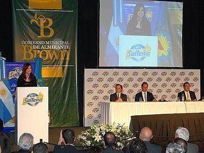 Cristina inaugur� en Burzaco cuatro plantas fabriles