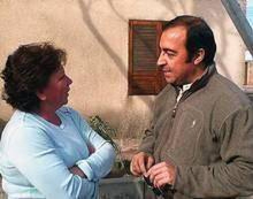 Verg�s contin�a recorriendo la ciudad