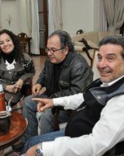 Luna y Guzm�n Soria se autodenominaron �voceros� del kirchnerismo en La Rioja