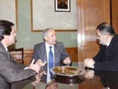 Por la aplicaci�n de la entrega de lotes: Barrionuevo se reuni� con el intendente Jorge