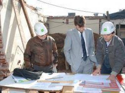 Mor�n: Intendente Ghi recorri� obras en Haedo y El Palomar