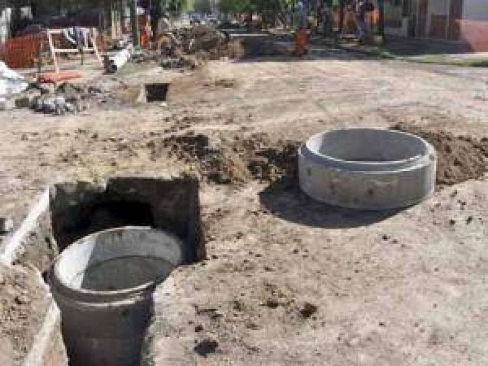 Avanzan los trabajos para llevarles las cloacas a los vecinos de San Jos�