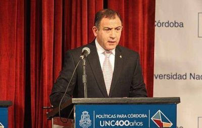 Luis Juez: "De la Sota se vincula con el poder seg�n su voluntad de negocio"