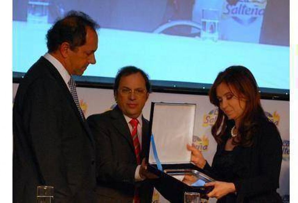 CFK fue declarada Huesped de Honor 