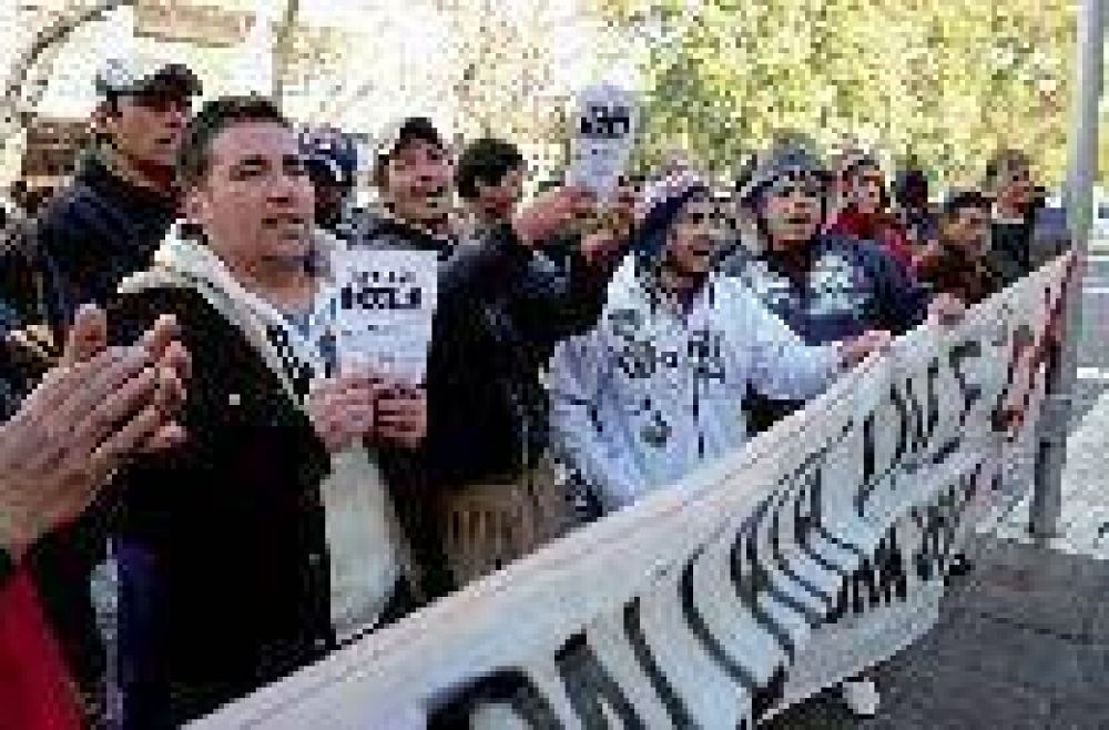 Vecinos de Uspallata reclamaron el aval legislativo para San Jorge