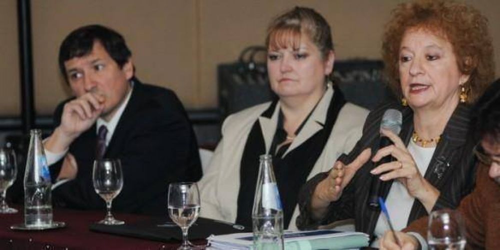 Muchos recursos, pocos resultados y nuevos desaf�os: la educaci�n de Mendoza en primer plano