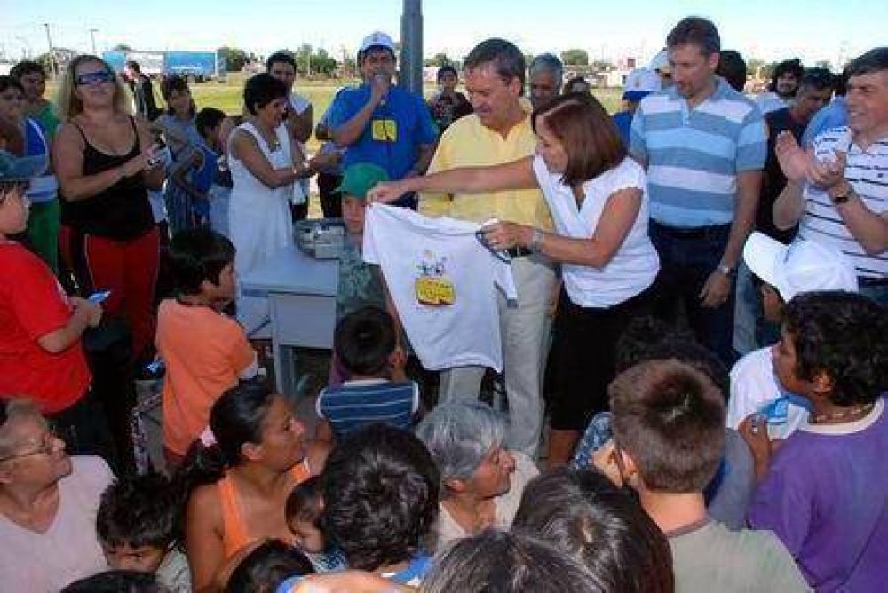Schiaretti estar� con Cobos en Jes�s Mar�a