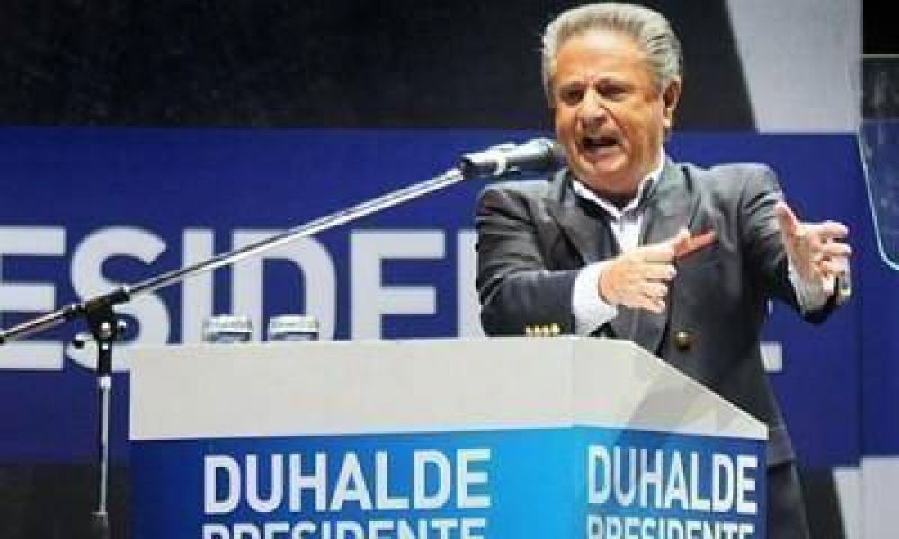 Duhalde llega a Mendoza el martes para promocionar su candidatura