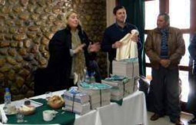 La lista �muletto� del oficialismo sigue sumando el respaldo de intendentes