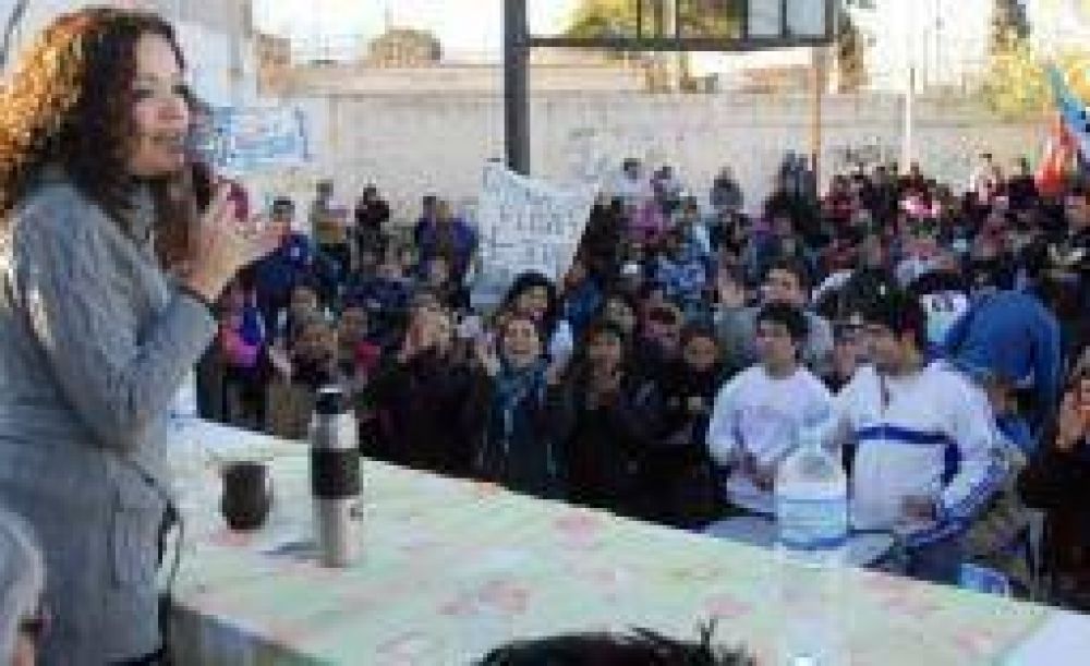 Tere Luna insiste en remarcar que su lista es la �nica representante K