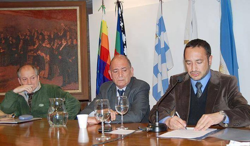 Finaliz� el primer encuentro sobre Acuerdos de Convivencia Escolar 