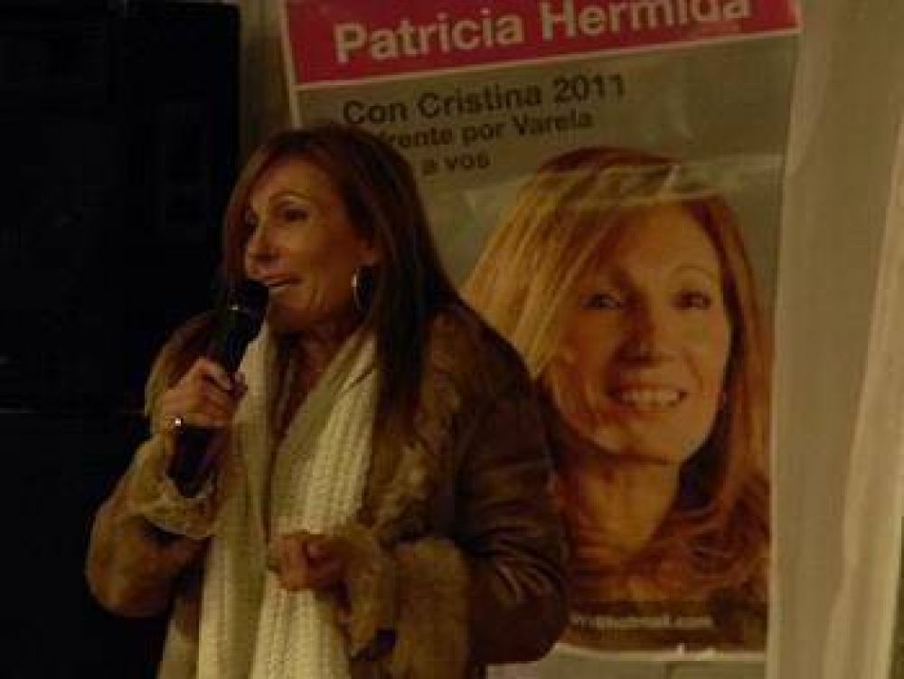 Con duras cr�ticas a Pereyra, Patricia Hermida dio a conocer su lista y la propuesta de gobierno par  