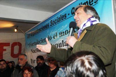 Daniel Gurzi recibi� el apoyo de las organizaciones sociales del distrito en un plenario realizado en San Francisco Solano