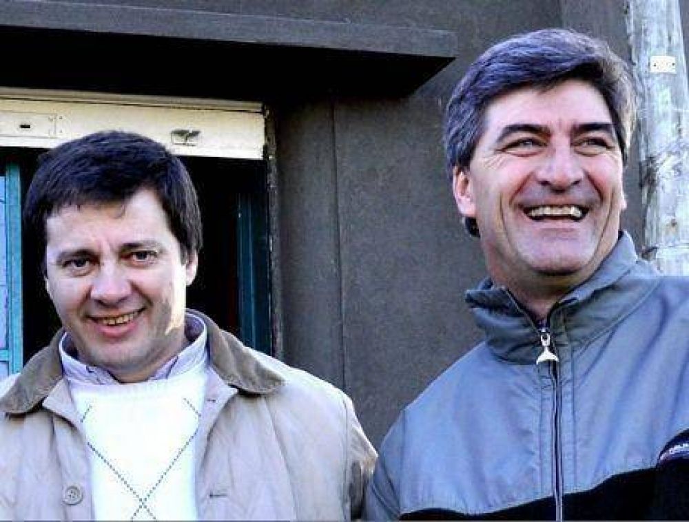 Juan Carlos Mor�n y Javier Mor Roig recorrieron El Mercadito   
