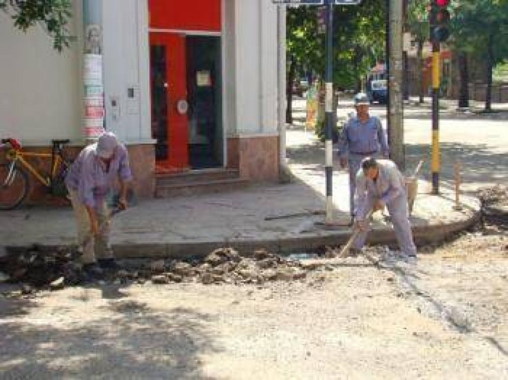 Municipio iniciar� trabajos de bacheo en tres zonas de la ciudad