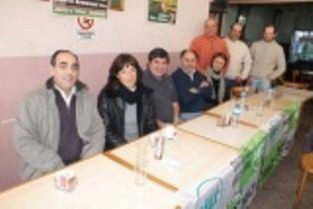 Mario Cafiero:�Daniel Scioli practica la pol�tica del felpudismo�  