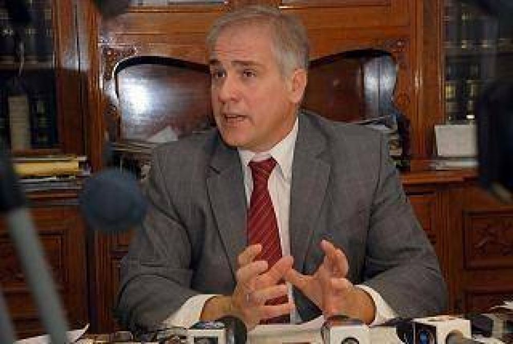 Lliteras: "No hay trabajadores precarizados en el Municipio"