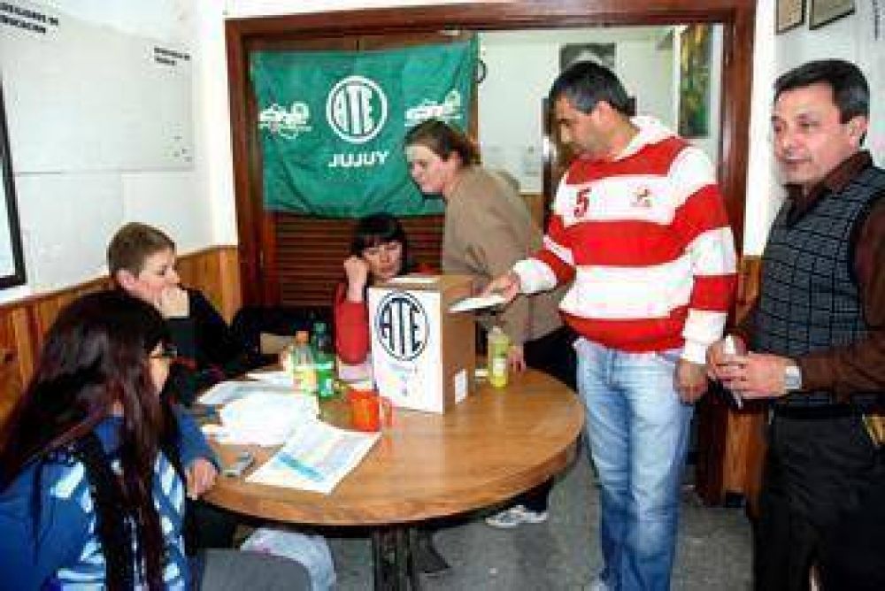 Zabala por cuatro a�os m�s 
