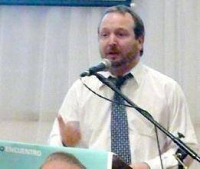 Sabbatella apoy� a su candidato Aroza  