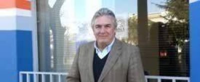 Linares: �Ahora los municipios deben tener un rol importante� 