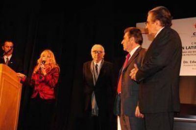 "SABER GOBERNAR ES RESOLVER URGENCIAS E IMAGINAR EL FUTURO� ASEGURO AYALA EN LA INAUGURACION DE LA FUNDACION CONSTRUIR