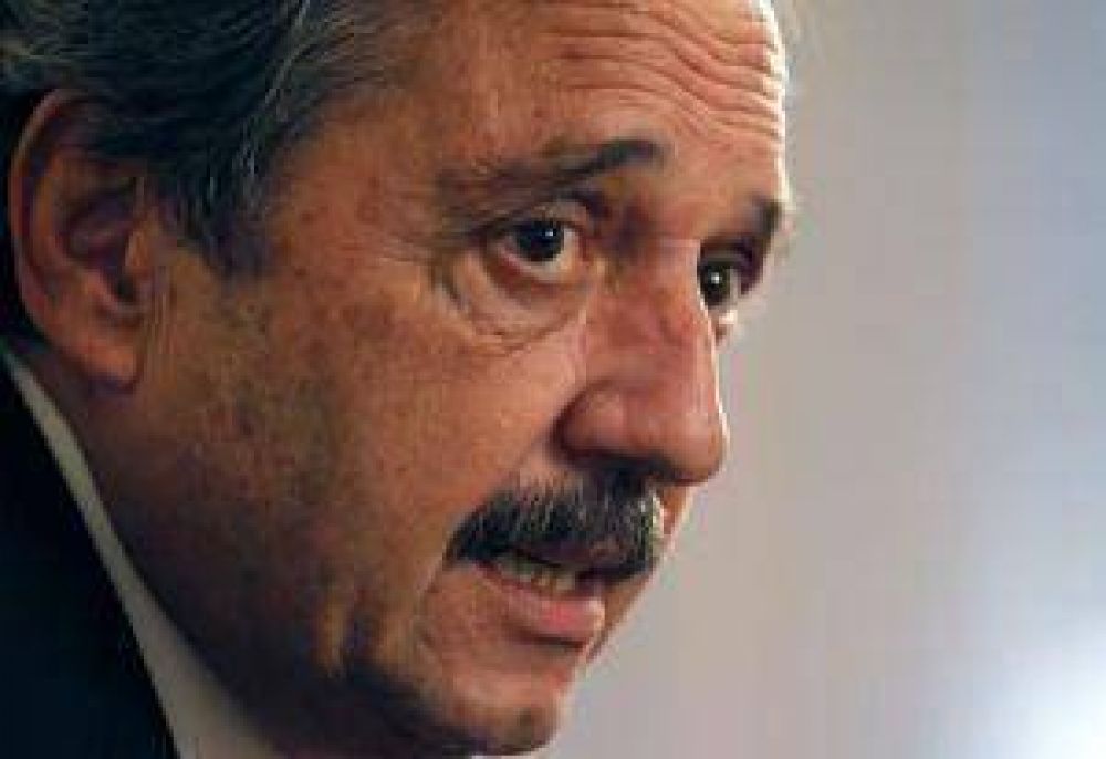 Alfons�n vuelve hoy a Resistencia: encabezar� un acto p�blico en el Hind�
