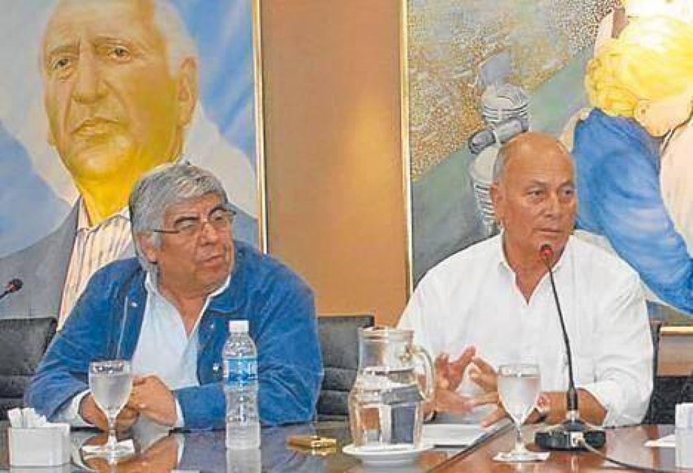 Moyano, cerca de Venegas por la caja sindical