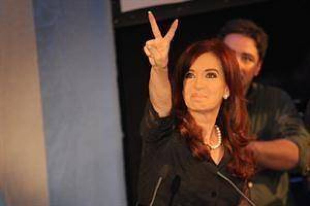 Cristina llam� al candidato del PJ para felicitarlo