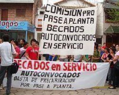 Becados Autoconvocados quieren prioridad en el Pase a Planta 	