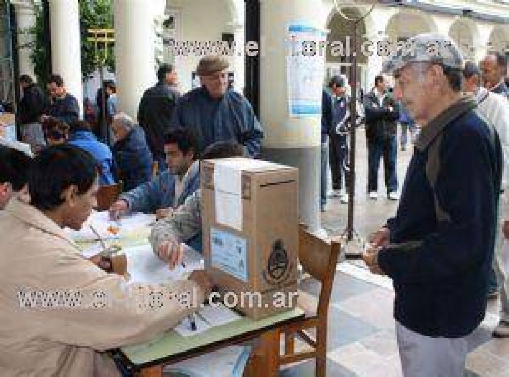Corrientes, de cara a las primarias, con 32 precandidatos anotados