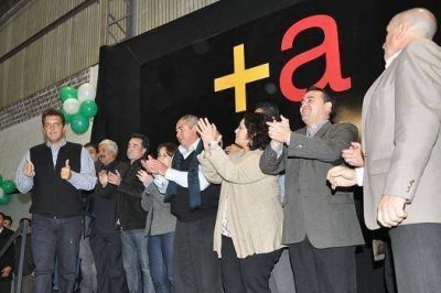 Dirigentes del vecinalismo brindaron su apoyo a la candidatura de Massa