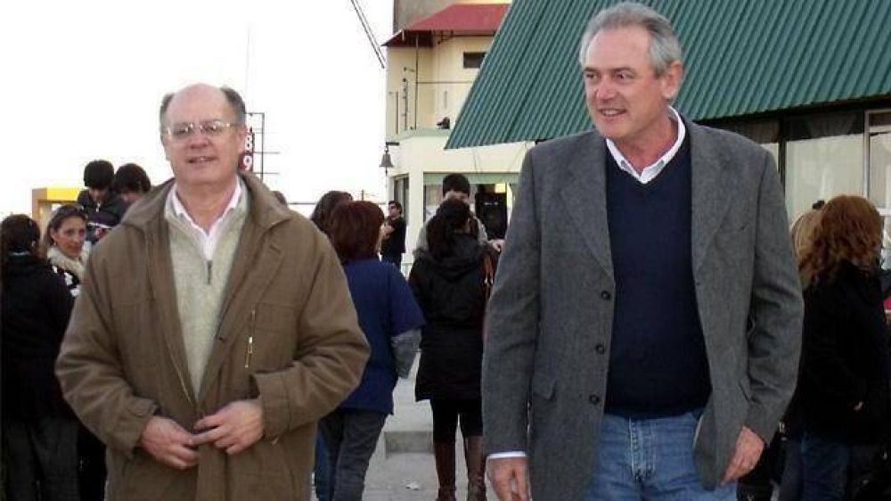 Martinez Garbino y Benedetti caminan juntos Gualeguaych�