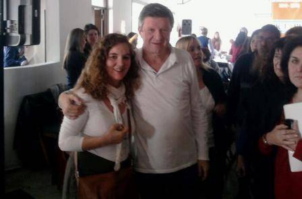 Alicia Di Giulio particip� de Jornada de Debate