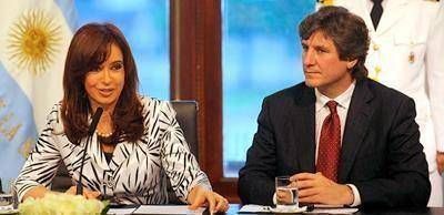 Hoy, Cristina Kirchner gana en la primera vuelta y dobla en votos a Ricardo Alfons�n	 