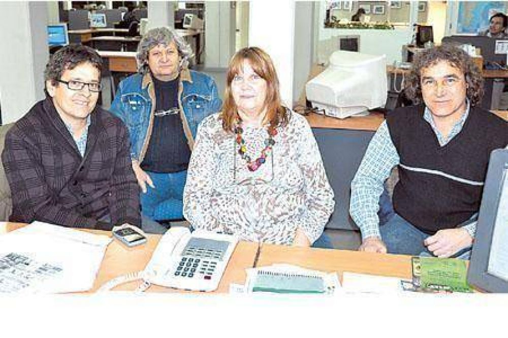 Candidatos de "Pino" Solanas dicen ser "la �nica opci�n progresista"