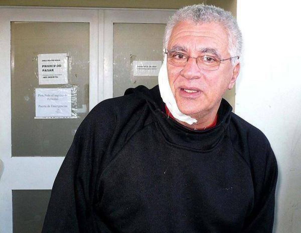 En acto pol�tico, hirieron a Julio Arriaga en el rostro