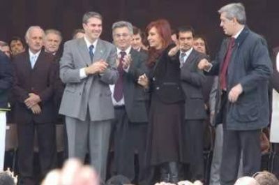 Feito acompa�� a la presidenta en Chacabuco