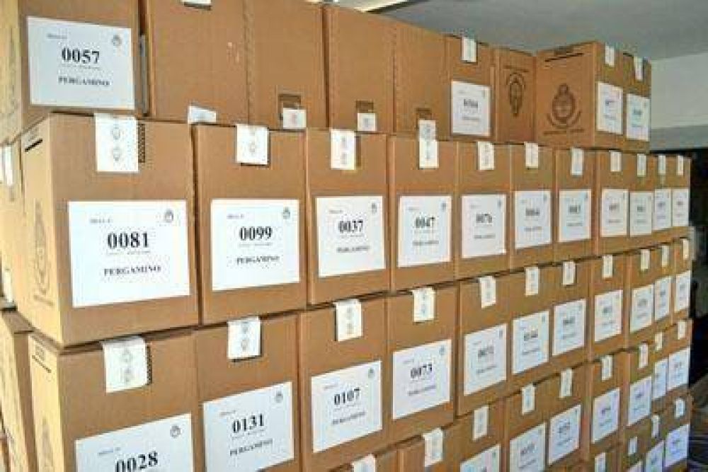 Las 244 urnas, para las elecciones primarias, llegaron a Pergamino