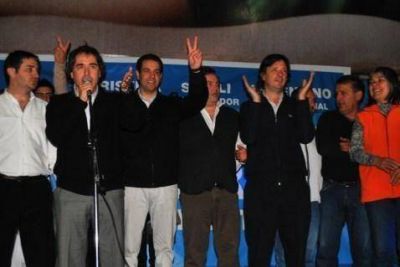 Leo Rial lanz� su candidatura en Vicente L�pez